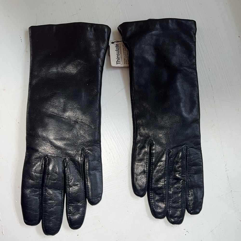 NWT leather gloves